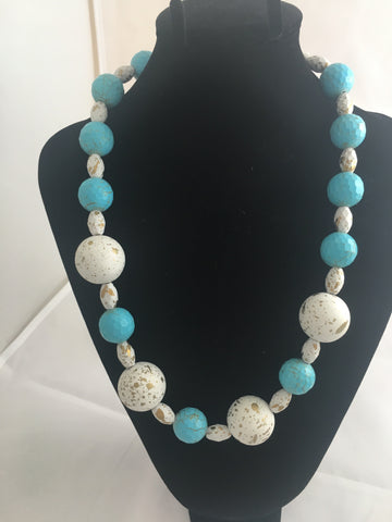Necklace Matte White, Gold and Turquoise Beaded Necklace